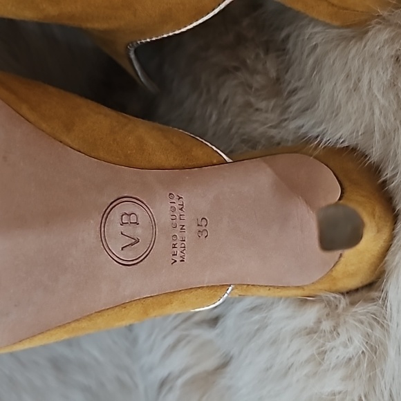 Veronica Beard Heeled Mules in Saffron/GoldenTrimmed with Metallic Silver Sz.35 - Picture 8 of 11